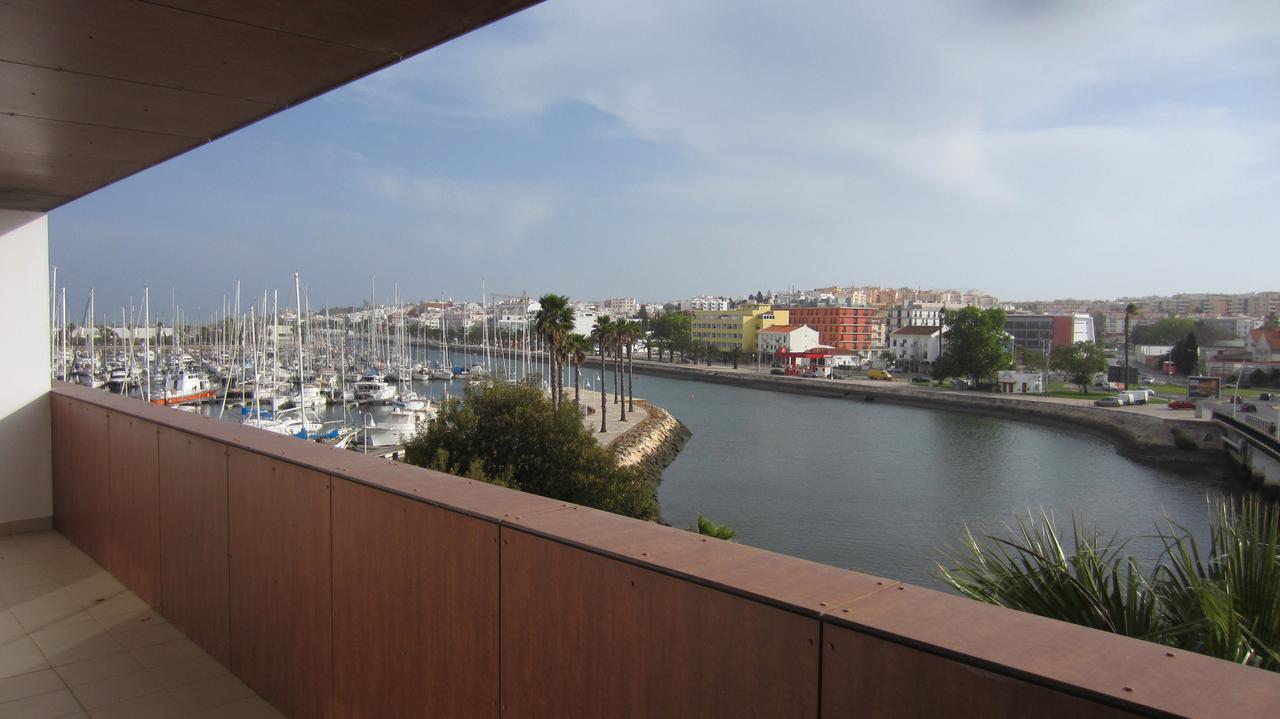 Apartment Marina De Residences